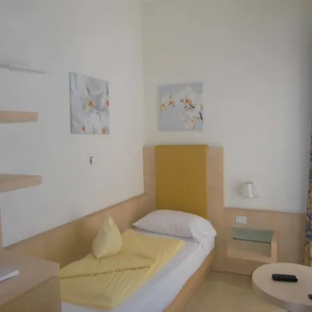 Beach Du Lac 4*