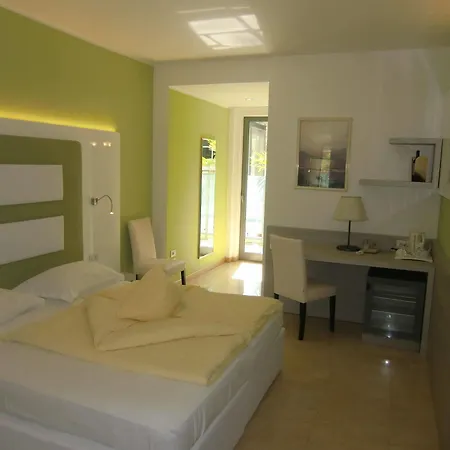 Beach Du Lac Hotel 4*