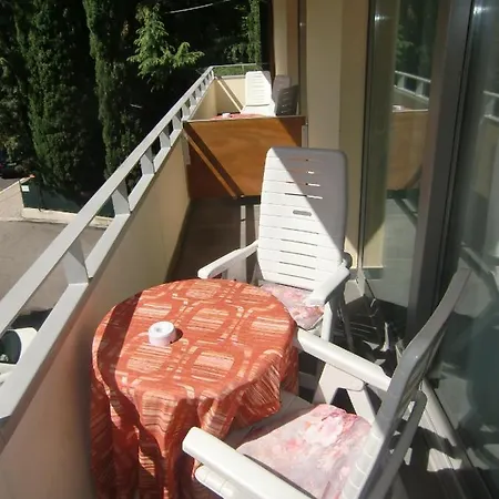 Beach Du Lac Hotel