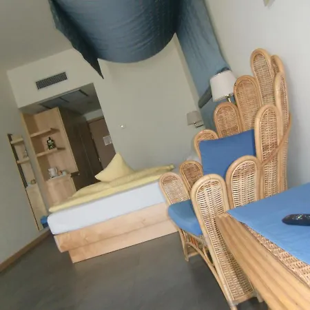 Du 4* مالتشيزينيه